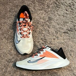 Womens Nike sneakers